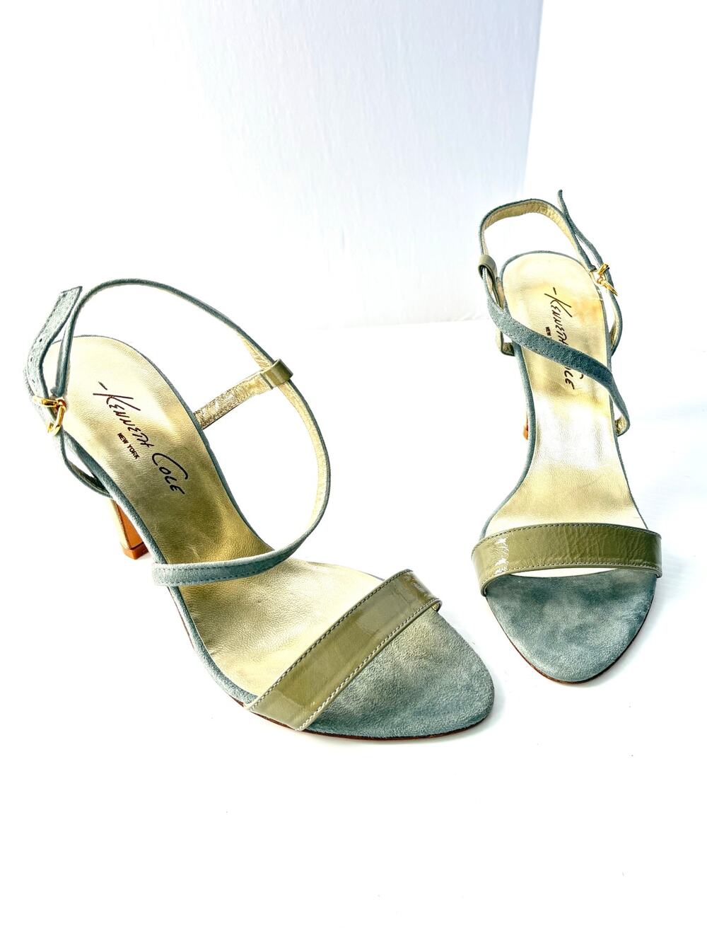 Kenneth Cole Suede Slingback Heels 7.5 Made in Spain Leather Sole